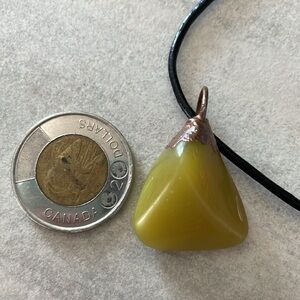 Noble Serpentine or Healerite gemstone crystal pendant necklace with cord